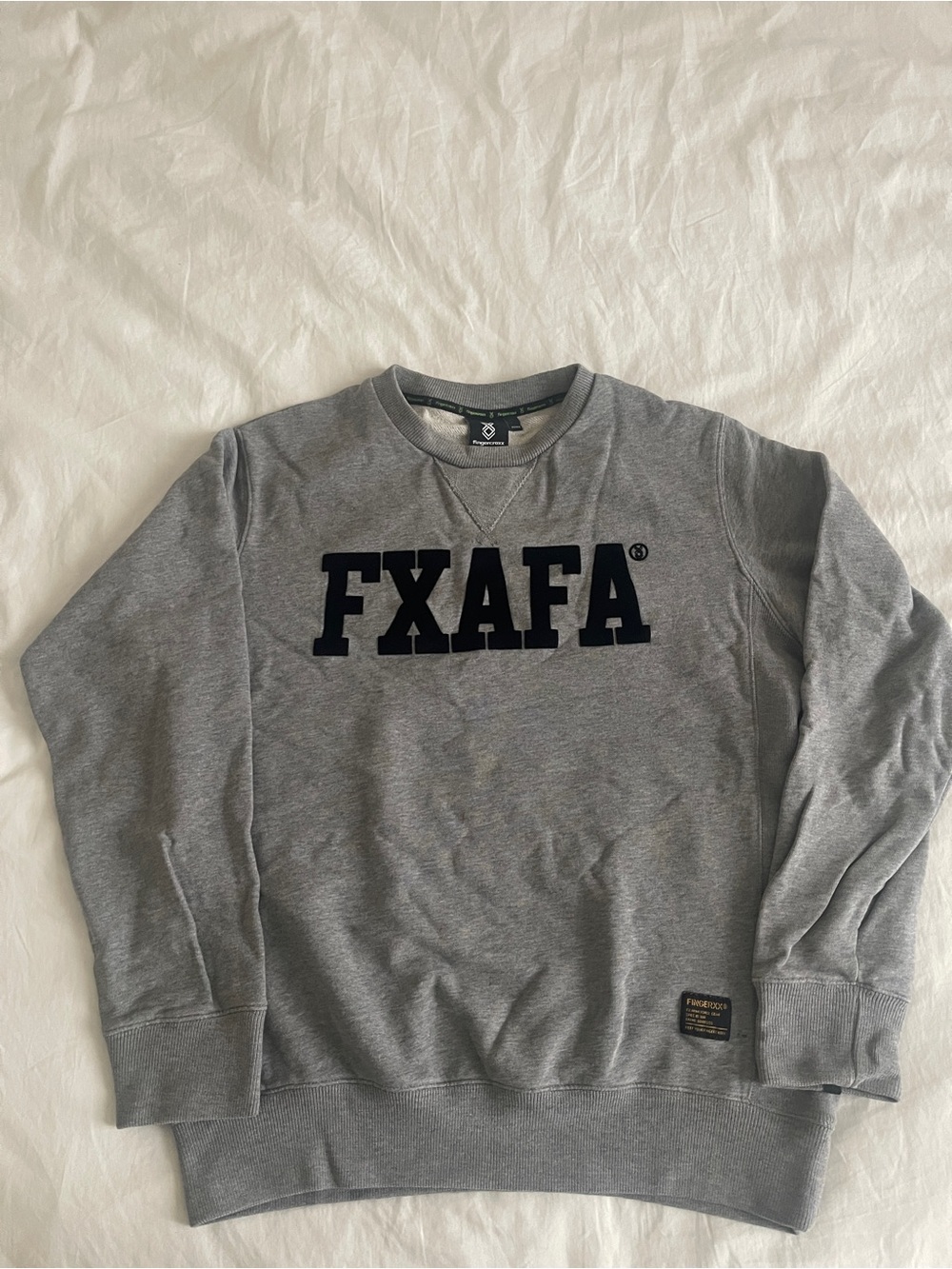 Men’s vintage sweatshirt